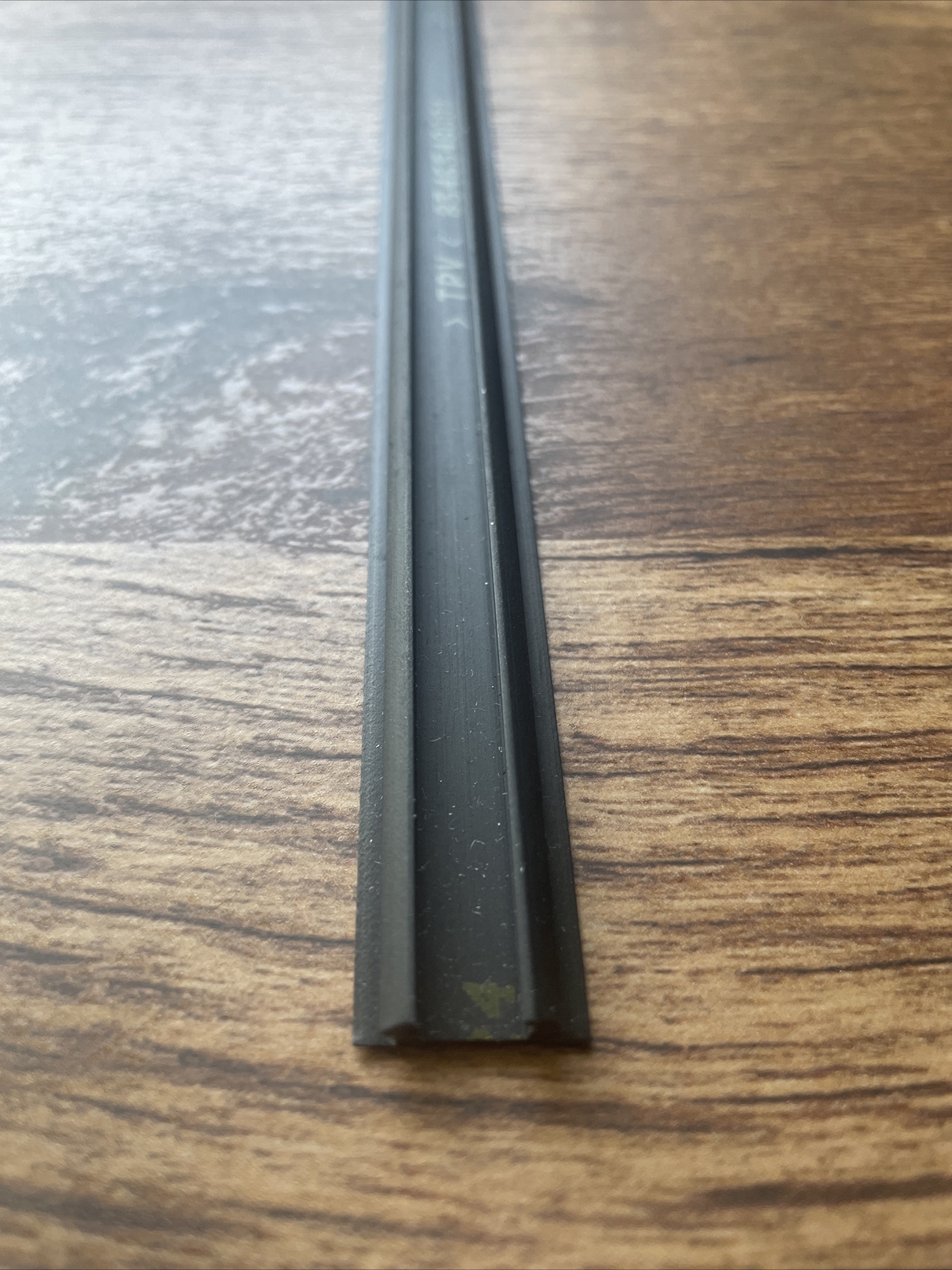 New Thule Rubber Strip Replacement for Thule Evo Wingbars - Fast & Free Shipping