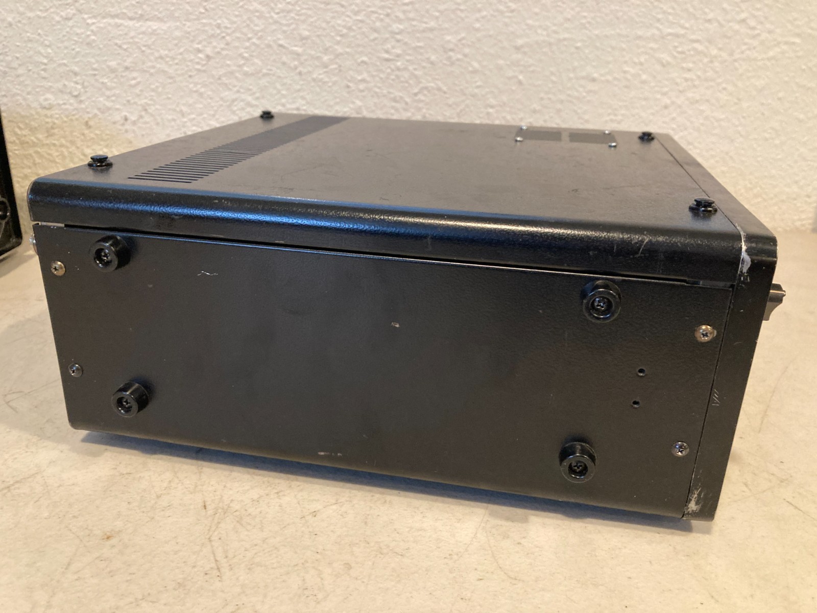 Yaesu FT-301 HF Amateur Radio Transceiver Solid-State W/ FV-301 VFO