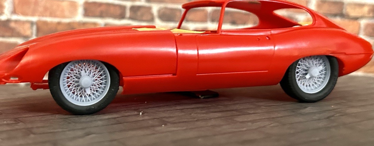 1/24 Scale: 18-inch “Wire Jaguar” Resin Wheels For Sports Cars