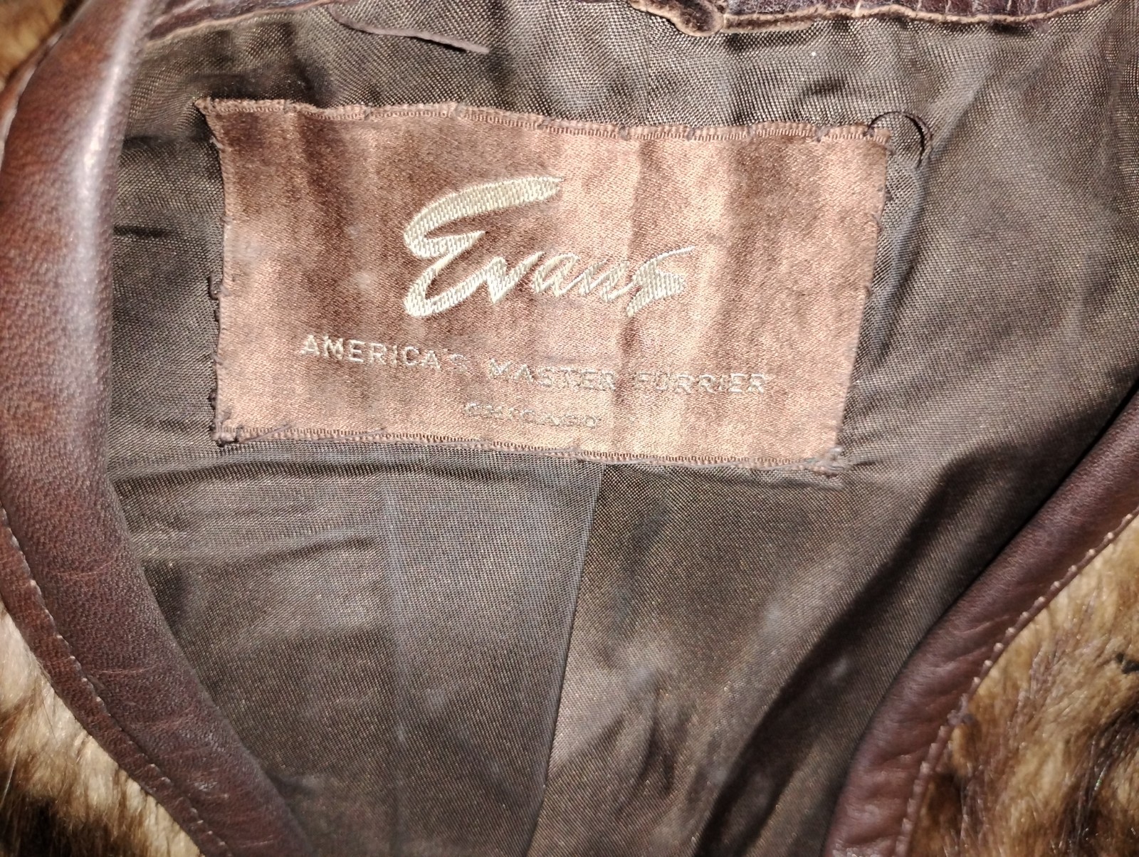 VINTAGE MENS MINK FUR VEST DEER ANTLER TAXIDERMY MOUNTAIN MAN MANCAVE HUNTER HTF