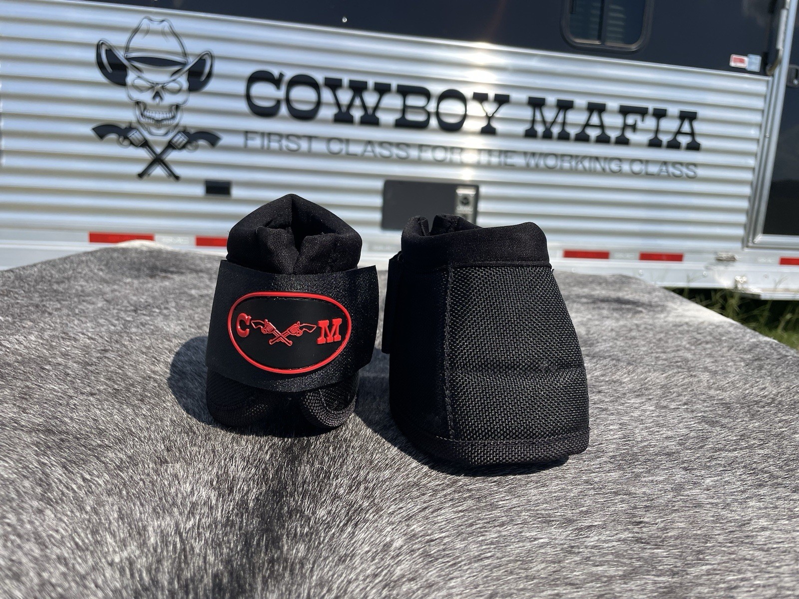 CM SureStep Bell Boots Black MEDIUM