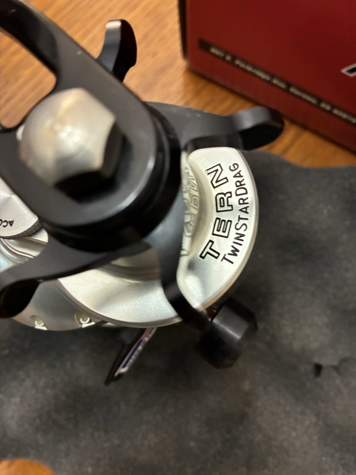 Accurate Tern 400 Baitcasting Reel Right Hand