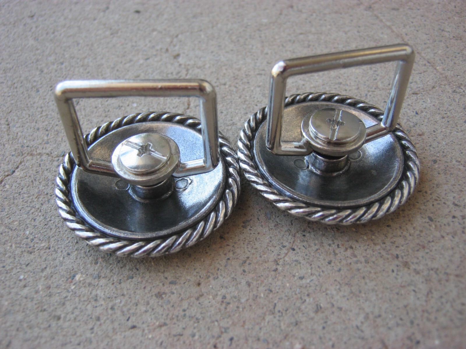 Floral Engraved Rope Edge 1-1/2" Concho Browband Loop Back Rosette Set of 2