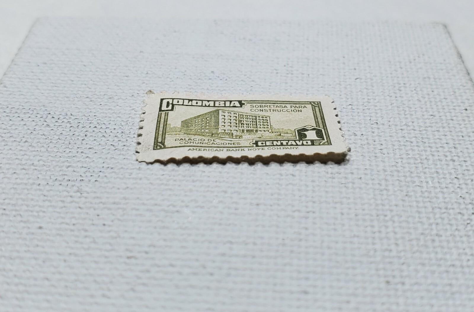 Colombia Sobretasa Para Construccion 1 Centavo Postage Stamp 04/115