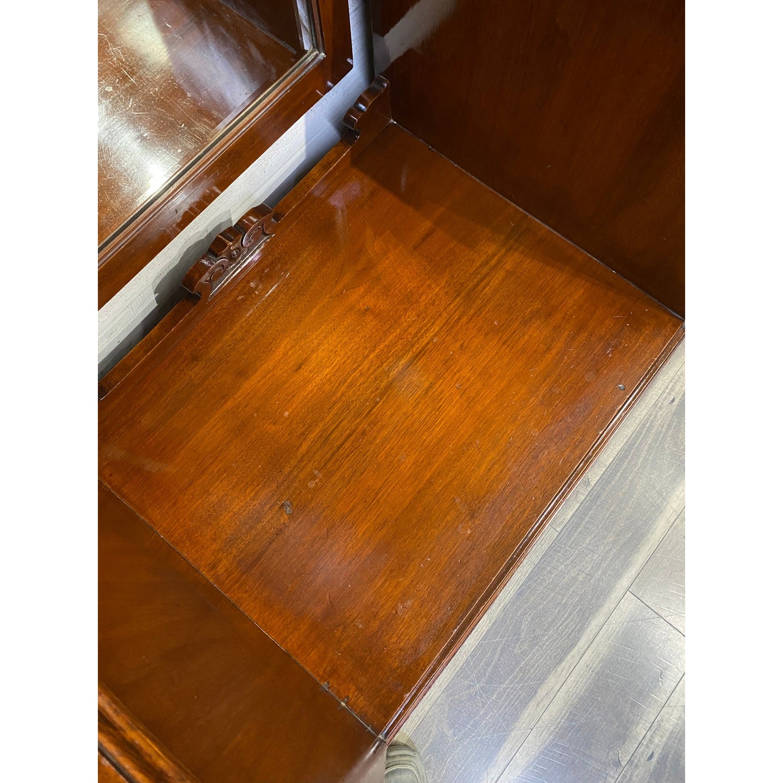 Antique Victorian Vanity Dresser Walnut Mirrors Late 1800s