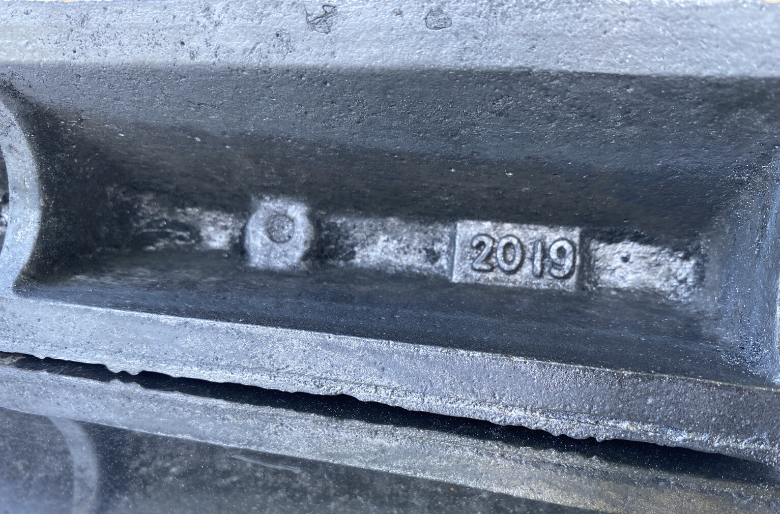 18" Iron Straight Edge/Prism/Parallel/Level. Featherweight Raw Casting