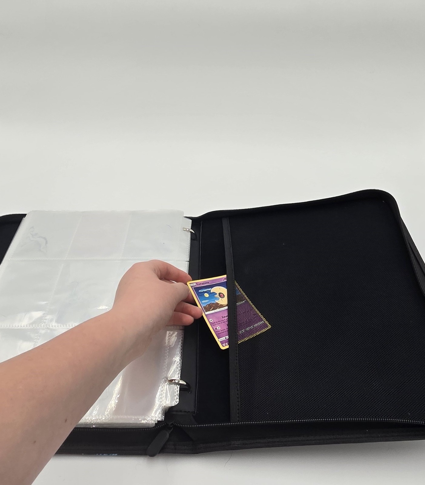 Baseball Card Binder album-new-900 cards-faux leather-net pocket on inside