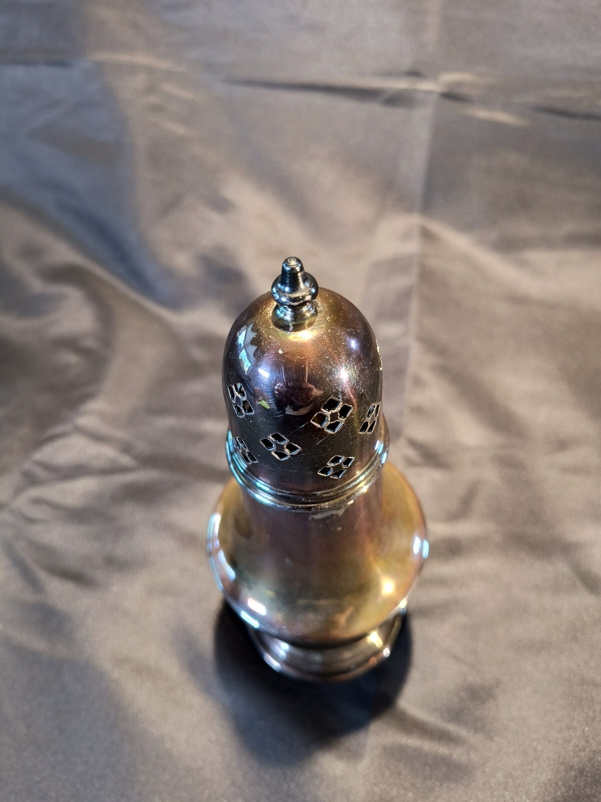 Vintage Sugar Shaker 7 1/8 inches "Silverplated England 16" Elegant Dining