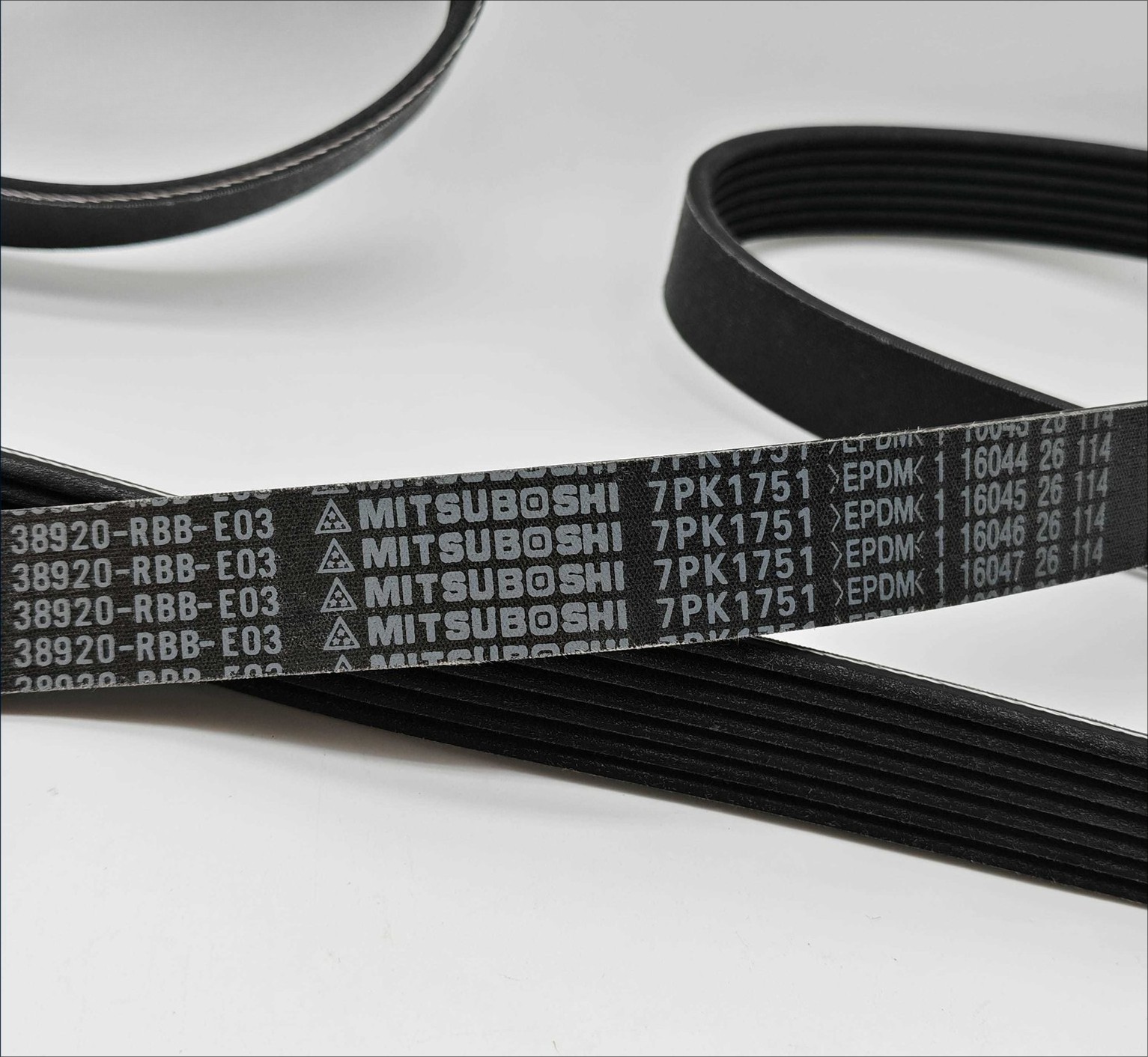 Genuine Serpentine Drive Belt38920-RBB-E03 For Honda CR-V 07-09 & Acura TSX04-08