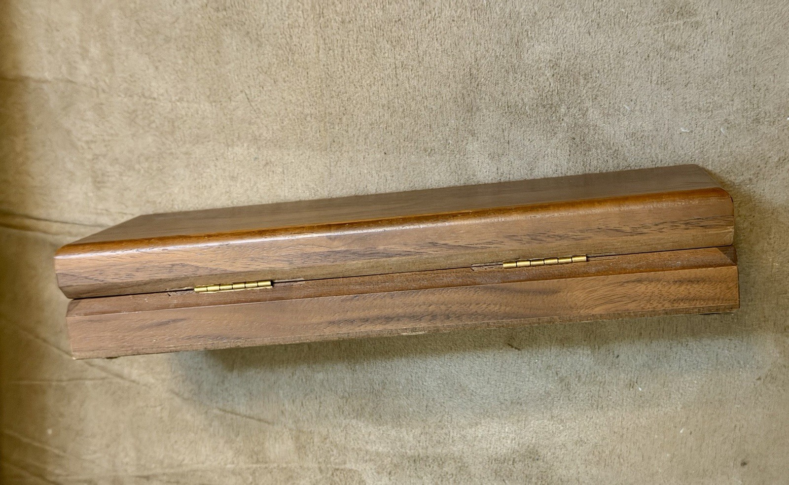 Buck 500 (& Similar) Knife Walnut Display Case Red Felt Nice. Display Case Only