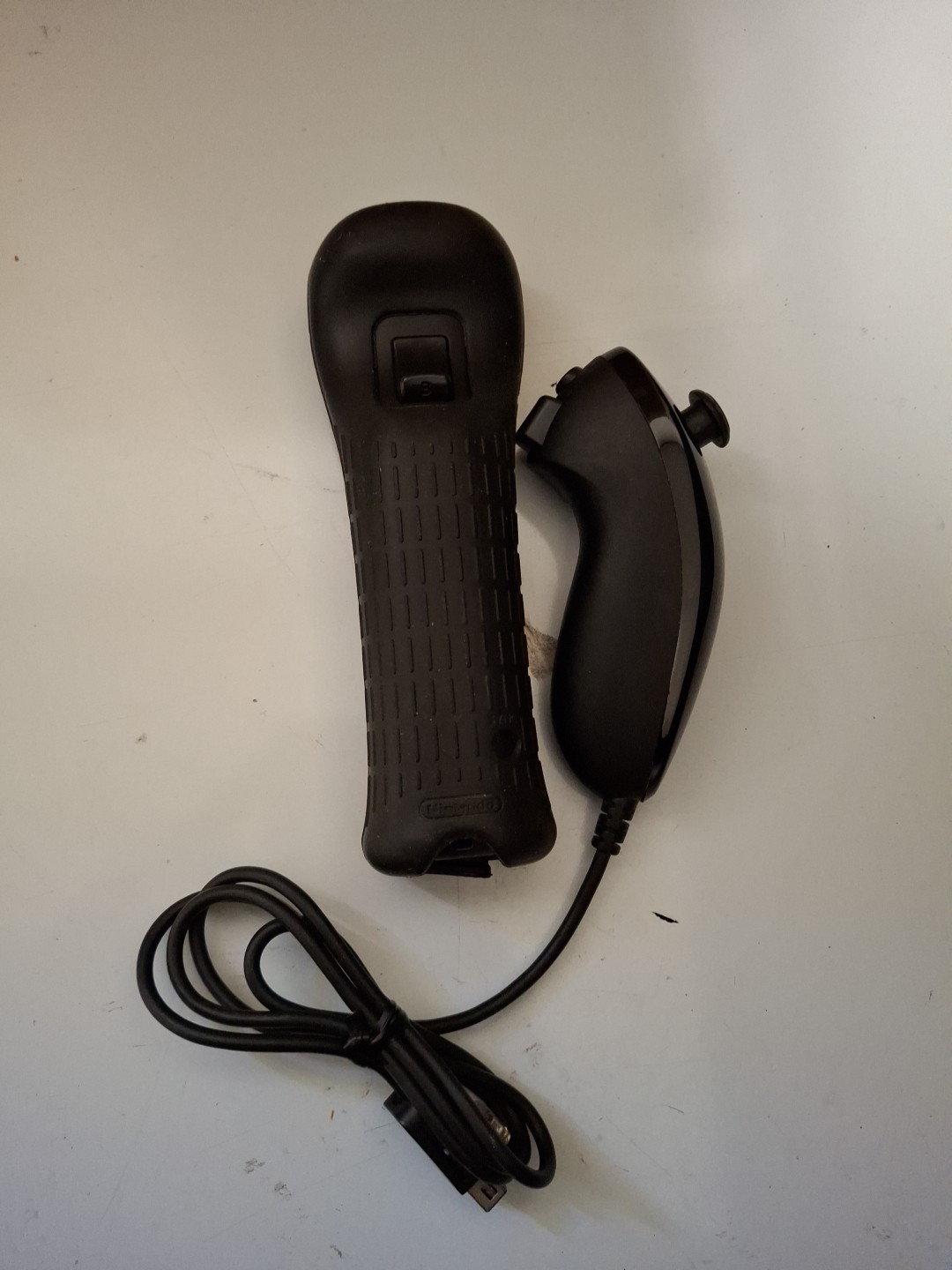 Nintendo Wii [RVL-036] Motion Plus Black Remote Controller with Black Nunchuck