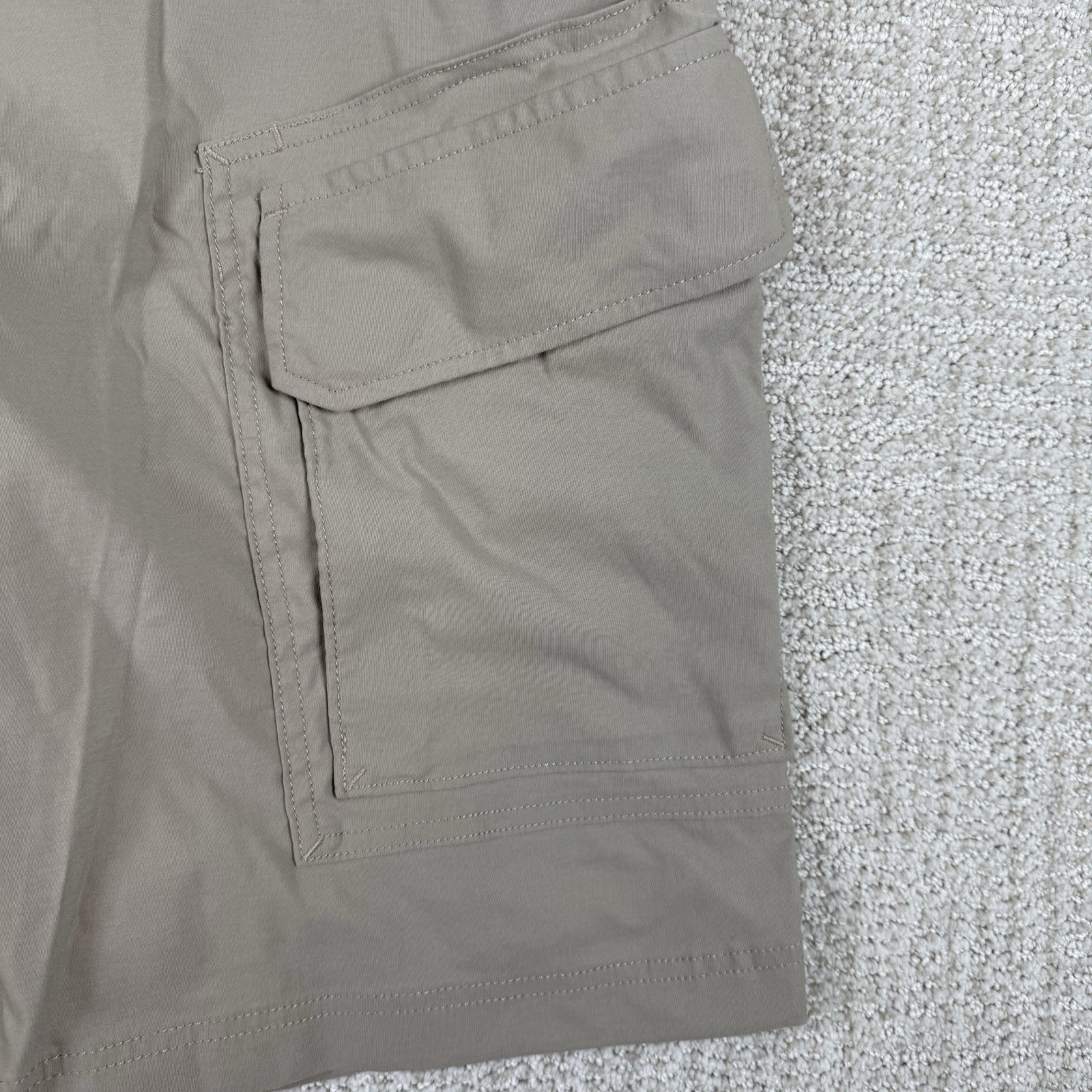Duluth Trading Men’s 36 Flex Dry On The Fly Relaxed Fit 10” Nylon Cargo Shorts