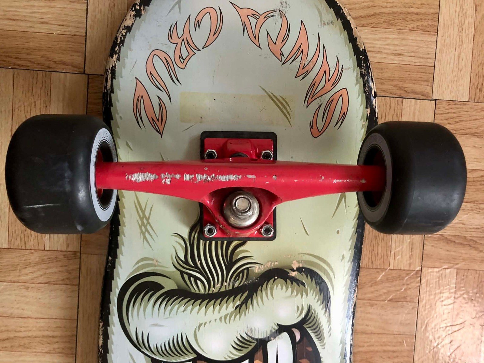 SANTA CRUZ BIG FOOT / SCREAMING FOOT -JIM PHILLIPS- USED LONGBOARD