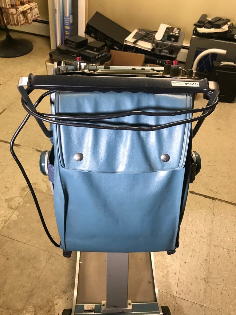 TEKTRONIX. 475A OSCILLOSCOPE WITH OPTIONS SERVICE INSTRUCTION MANUAL With Probes