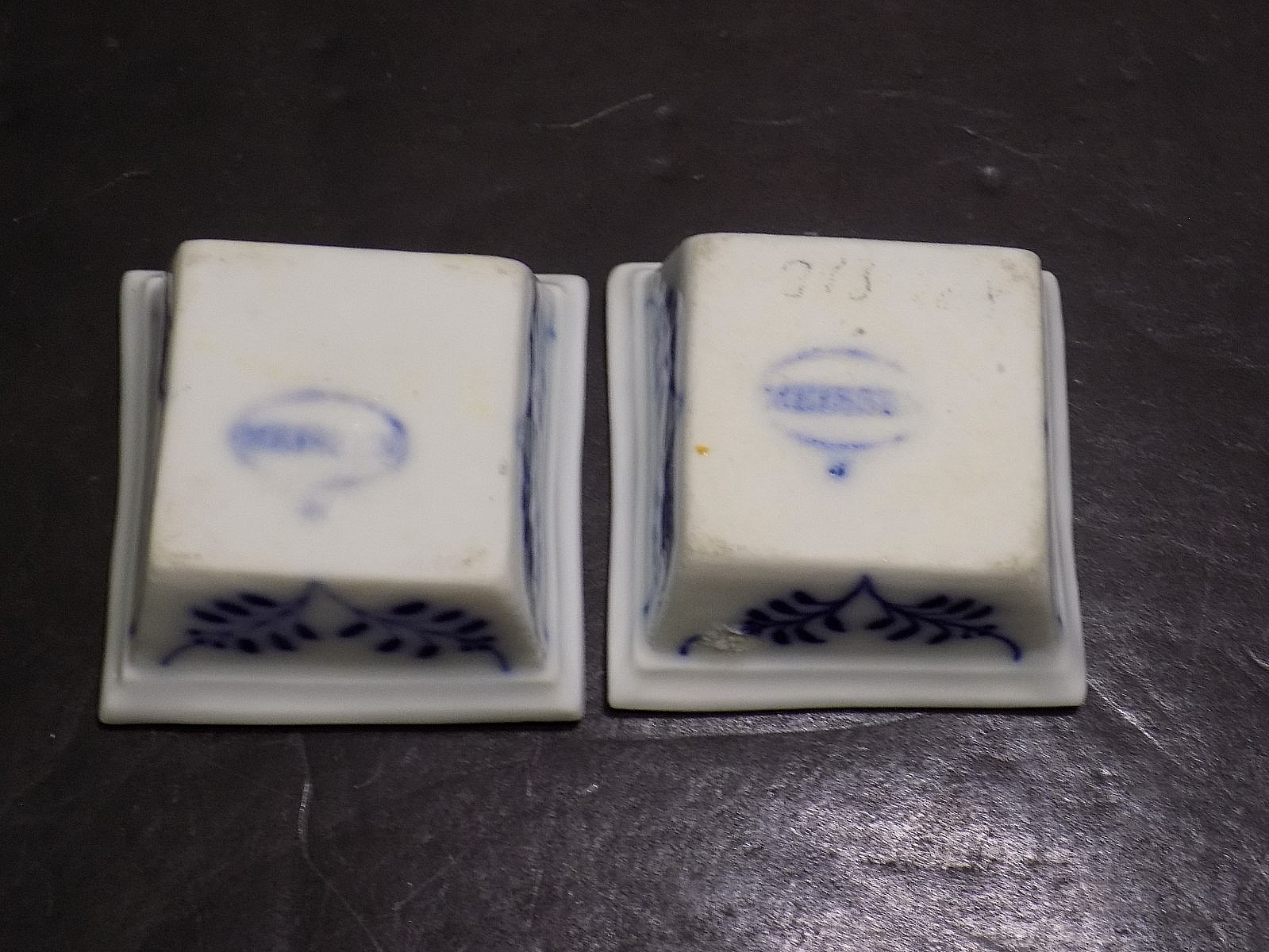 Pair Meissen Blue Onion Porcelain Open Salt Cellar Dishes