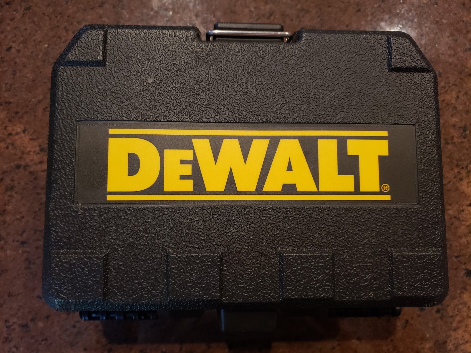 DEWALT DW08802 Red Cross Line Laser Level with Case