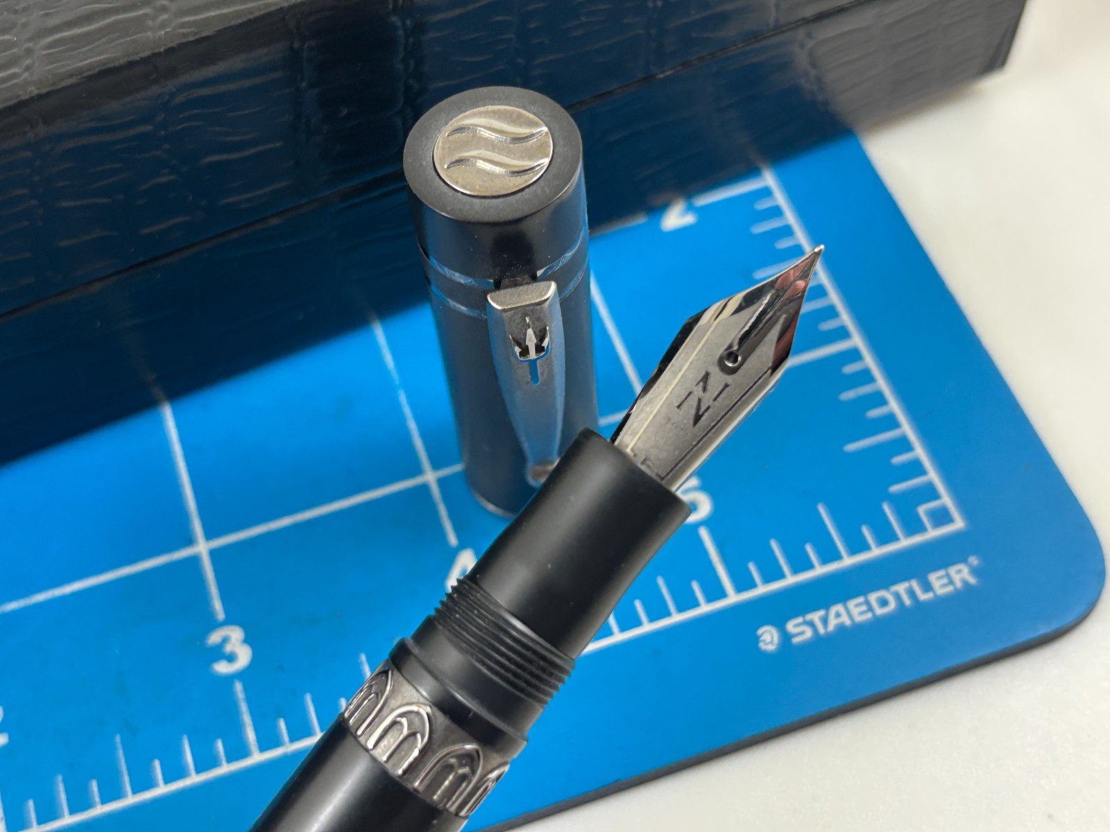 Judd's NEW Nettuno 1911 Black Sands Fountain Pen w/Fine Nib