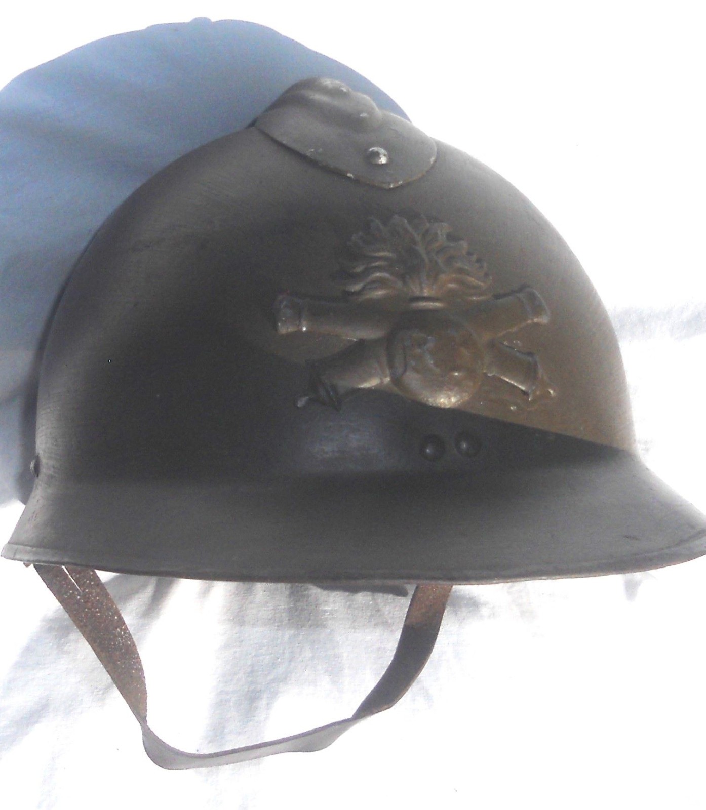 Helmet model 1926 artillery chin strap and cap