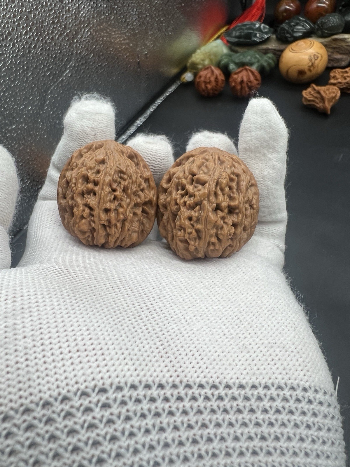 Pair of Match Chinese Health Walnut Collection36×38×36.5mm 精配文玩核桃～闷尖涿鹿南疆石