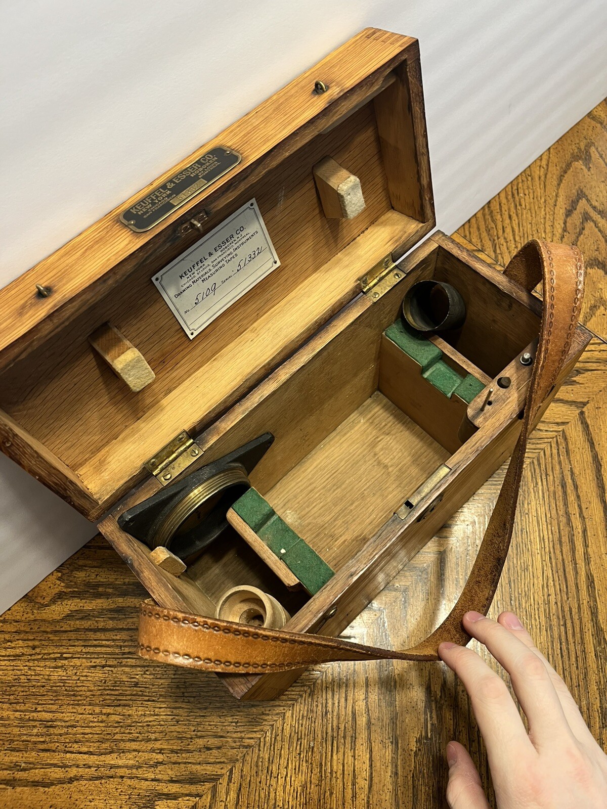 Antique 1924 Kueffel & Esser Co Model 5109 Surveyor Transit W/ Orig Tripod