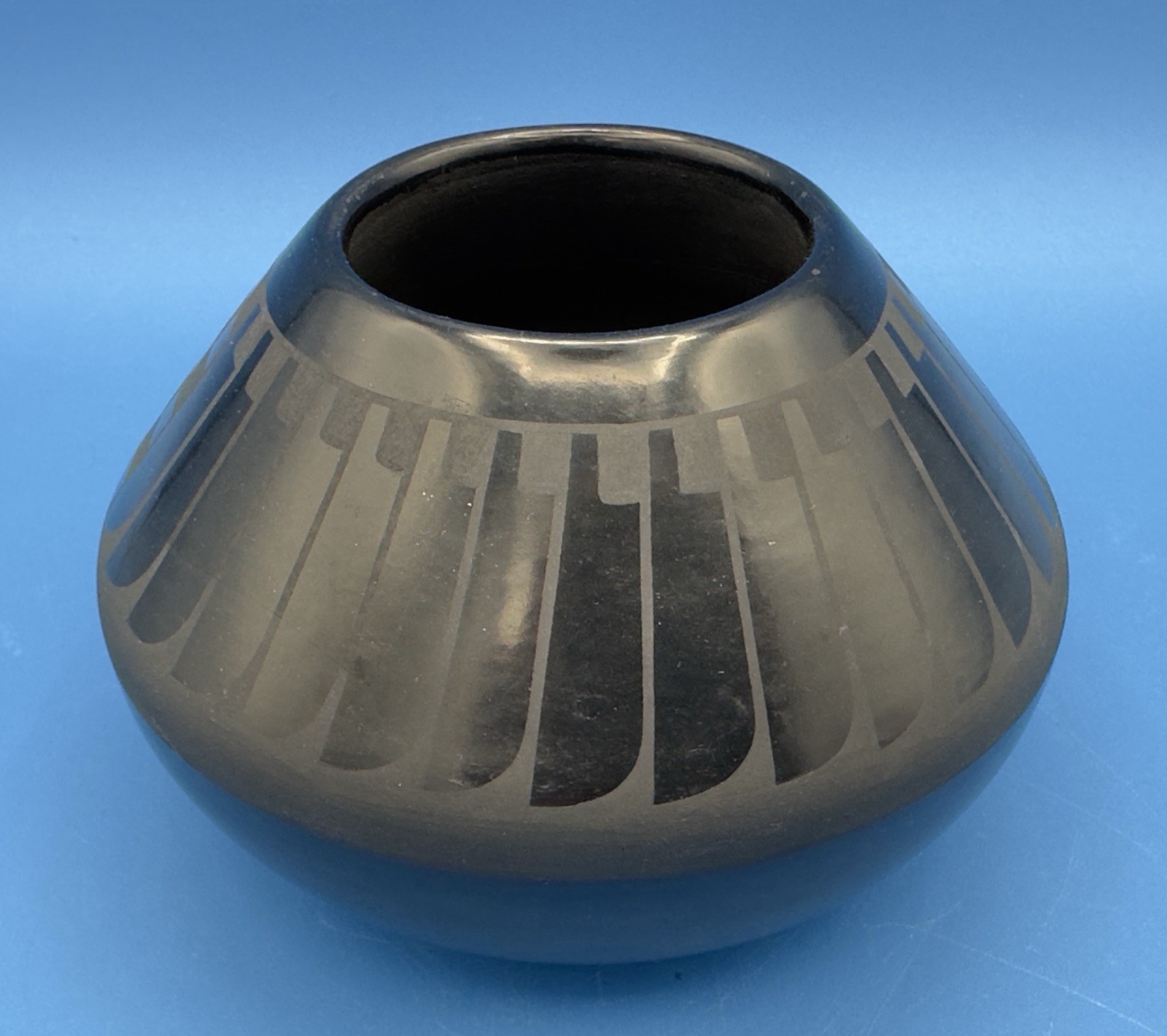 San Ildefonso Pueblo Black-on-Black Eagle Tail Pot - Cavan Gonzales - 4.75" W