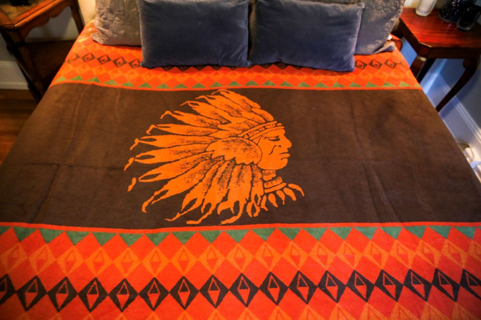Beacon Blanket Southwestern Chief Henry Native American Design Premium Throw