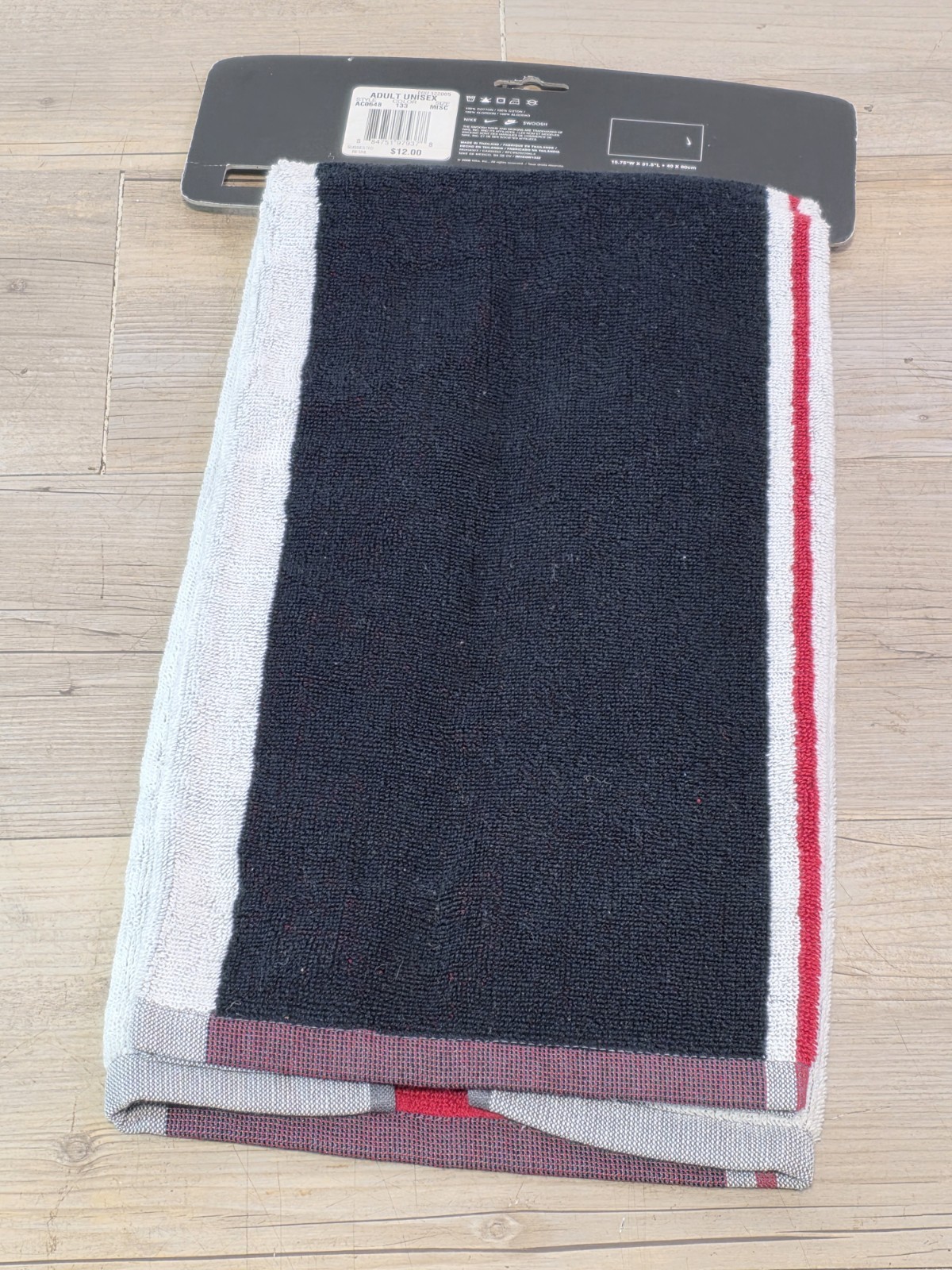 NEW 2006 Nike Sport Towel Black/Red/White AC0648 133