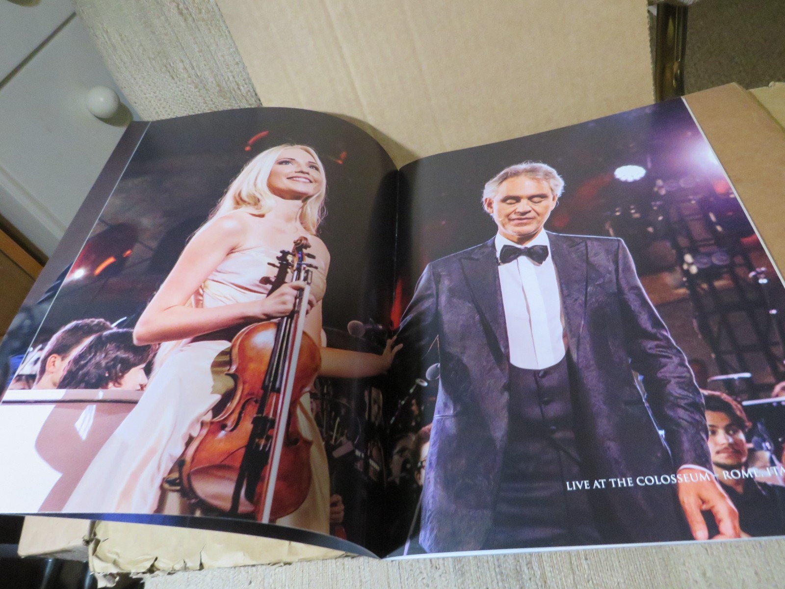 ANDREA BOCELLI 2018 USA TOUR SOUVENIR PROGRAM Mint Cond*