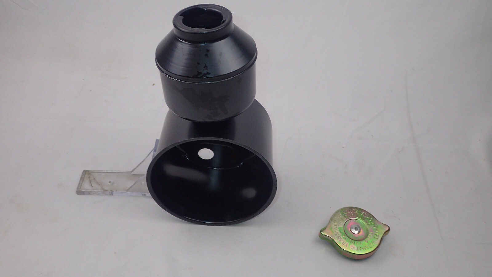 Sagniaw 143 Series power steering Reservoir c60 GMC international trucks 7840124