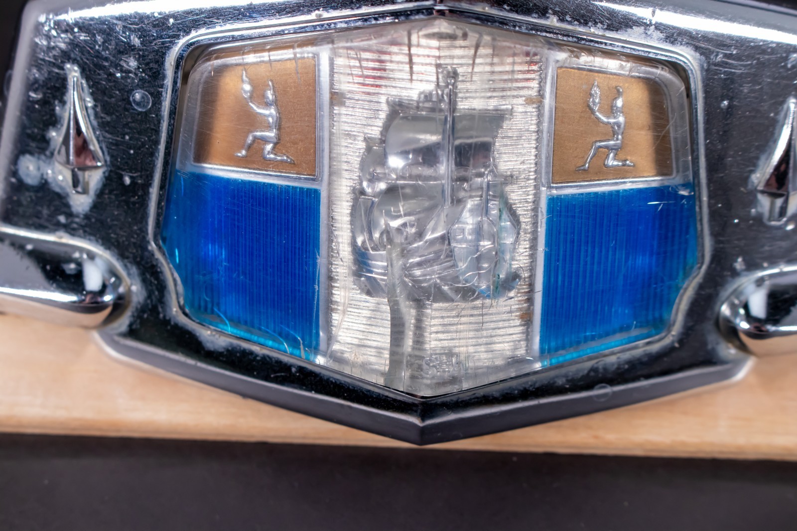 1951 Plymouth Cranbrook Cambridge & Concord Hood Emblem Part # 1335316