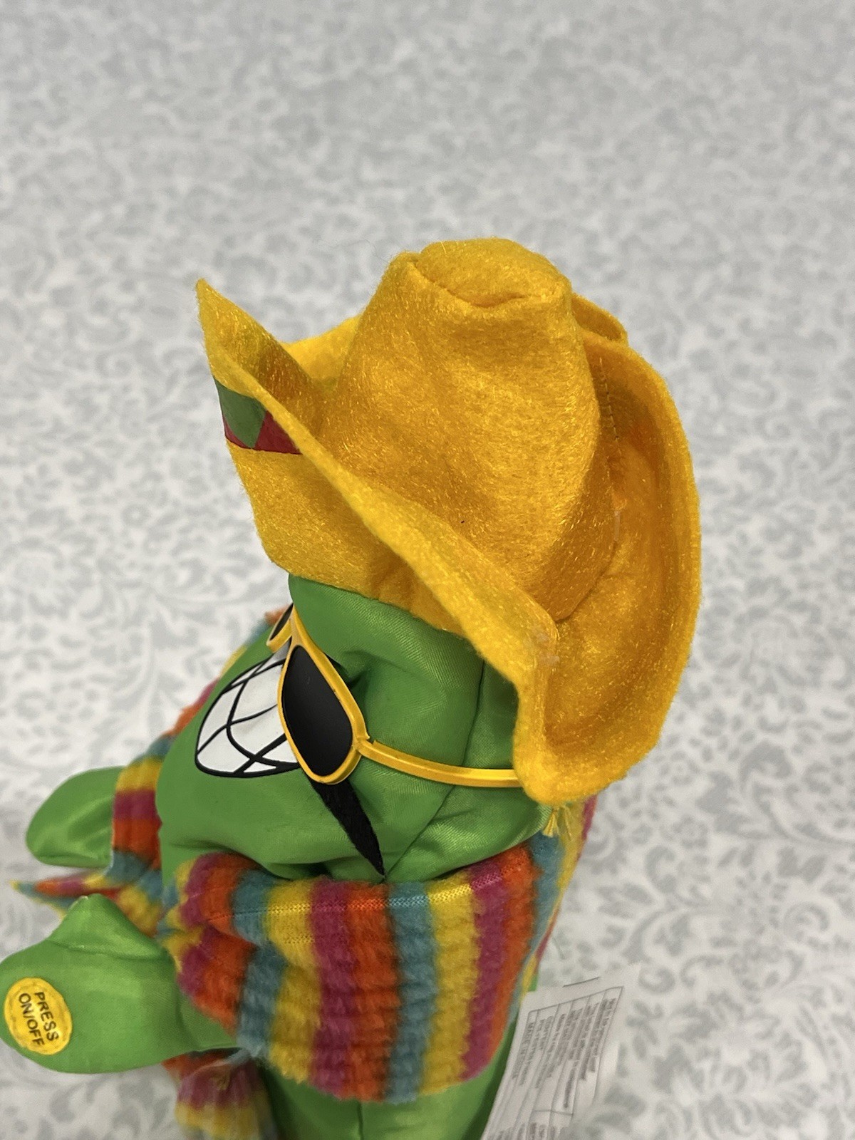 Gemmy "PEDRO" Animated Dancing Cactus Tree Animated Plush Sings Tequila 9”