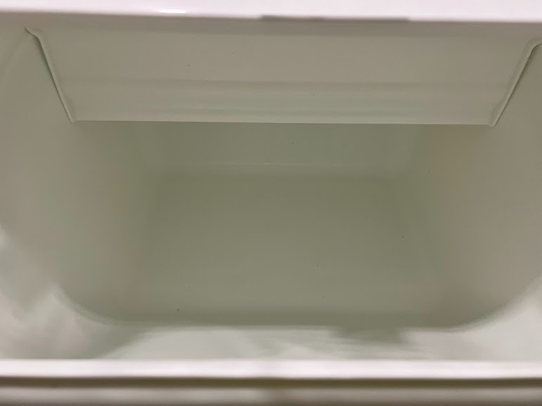 Baker's Lane 12.6 Gallon / 200 Cup Shelf Ingredient Bin