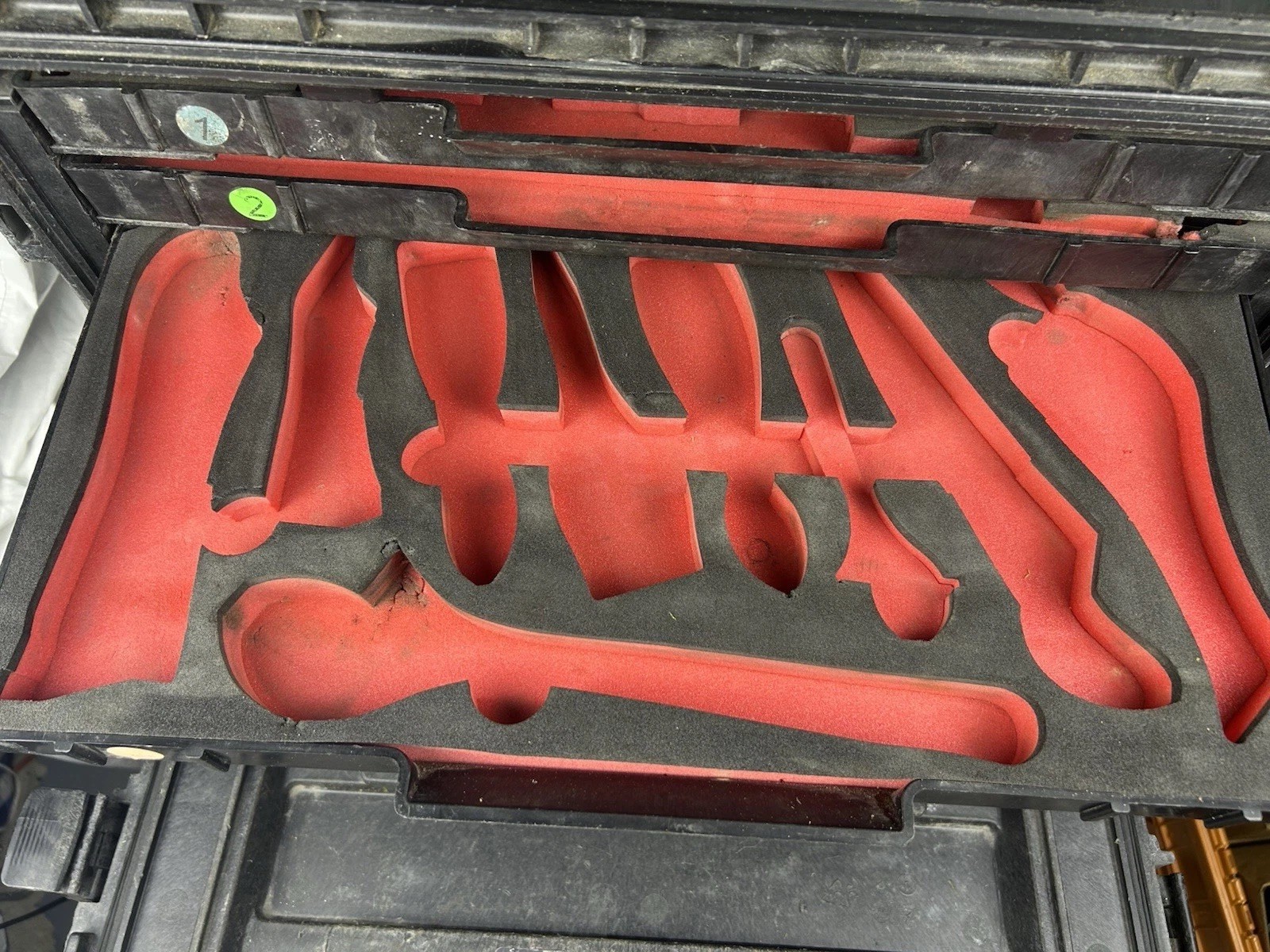 ARMSTRONG MILITARY TOOL KIT SET GENERAL MECHANICS GMTK PELICAN CASE