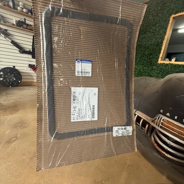 (1) Genuine Mopar trans Gasket #68214914AA