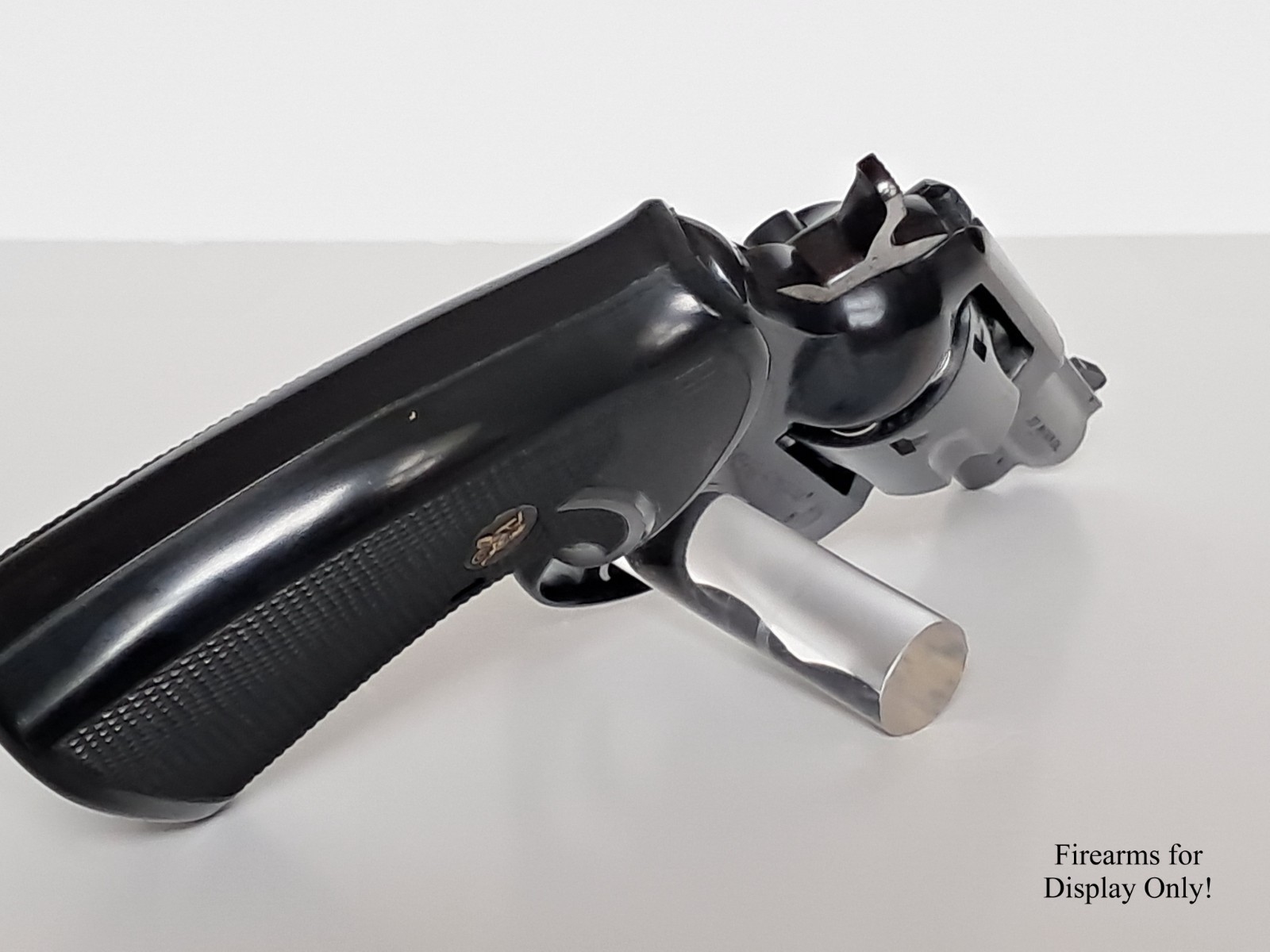 Handgun Firearm Gun Safe Shelf Display Rod - 7/8" SureFire (SF) Enamel Topper