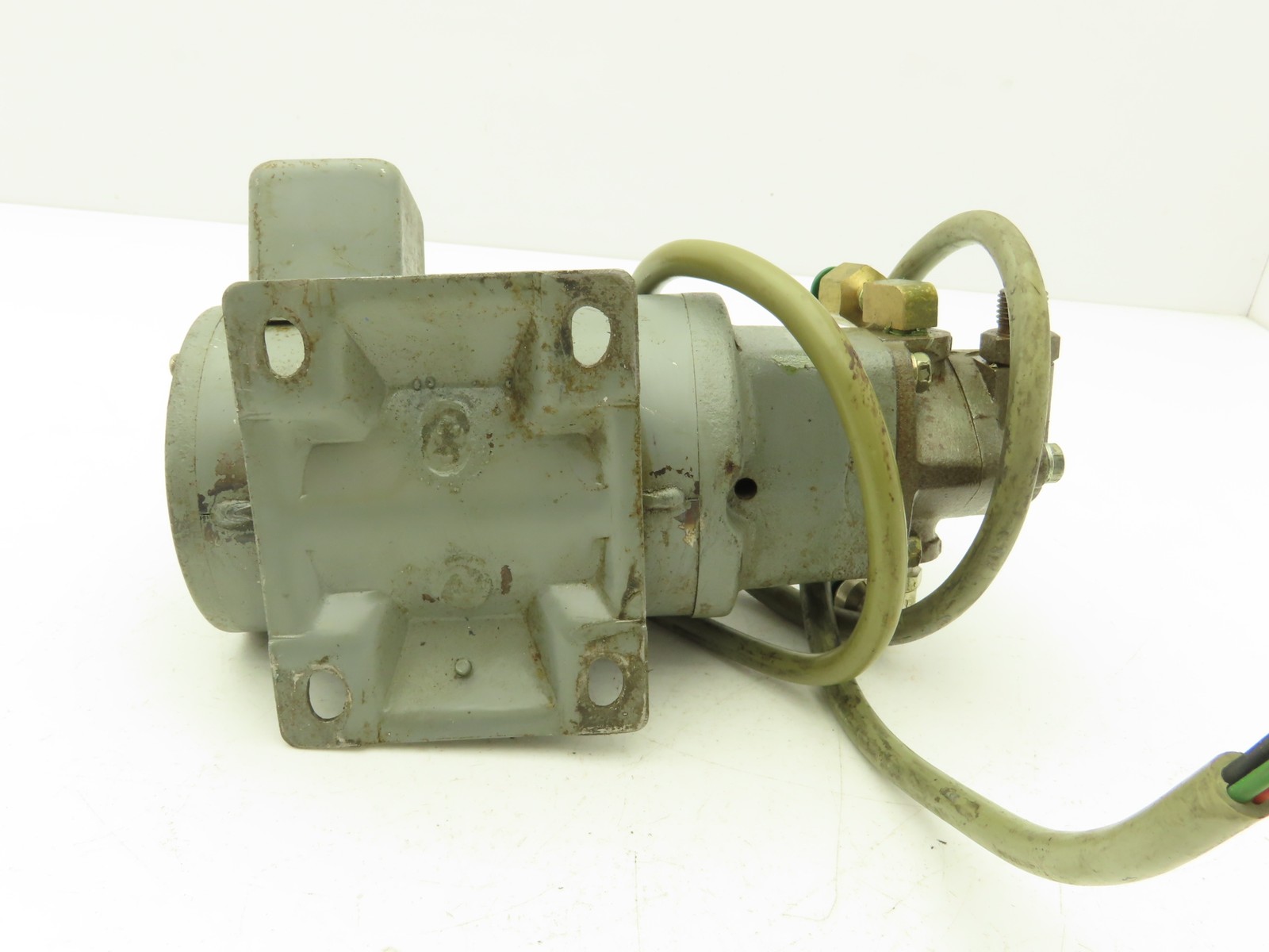 Nippon TOP-IME75-1 Trochoid Gerotor Hydraulic Pump Motor 4P 220V TOP-10-MA-VB