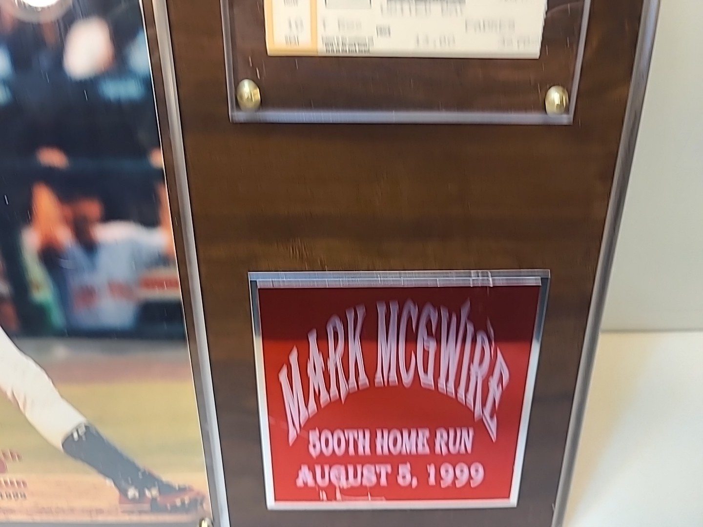 Mark McGwire 500th Home Run Display Plaque – Vintage MLB Collectible