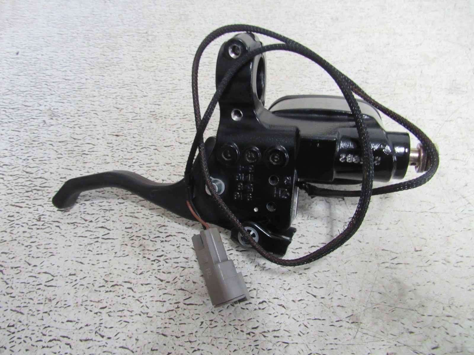 21 POLARIS RMK PRO 850 AXYS KHAOS BRAKE MASTER CYLINDER PERCH LEVER OEM #0097