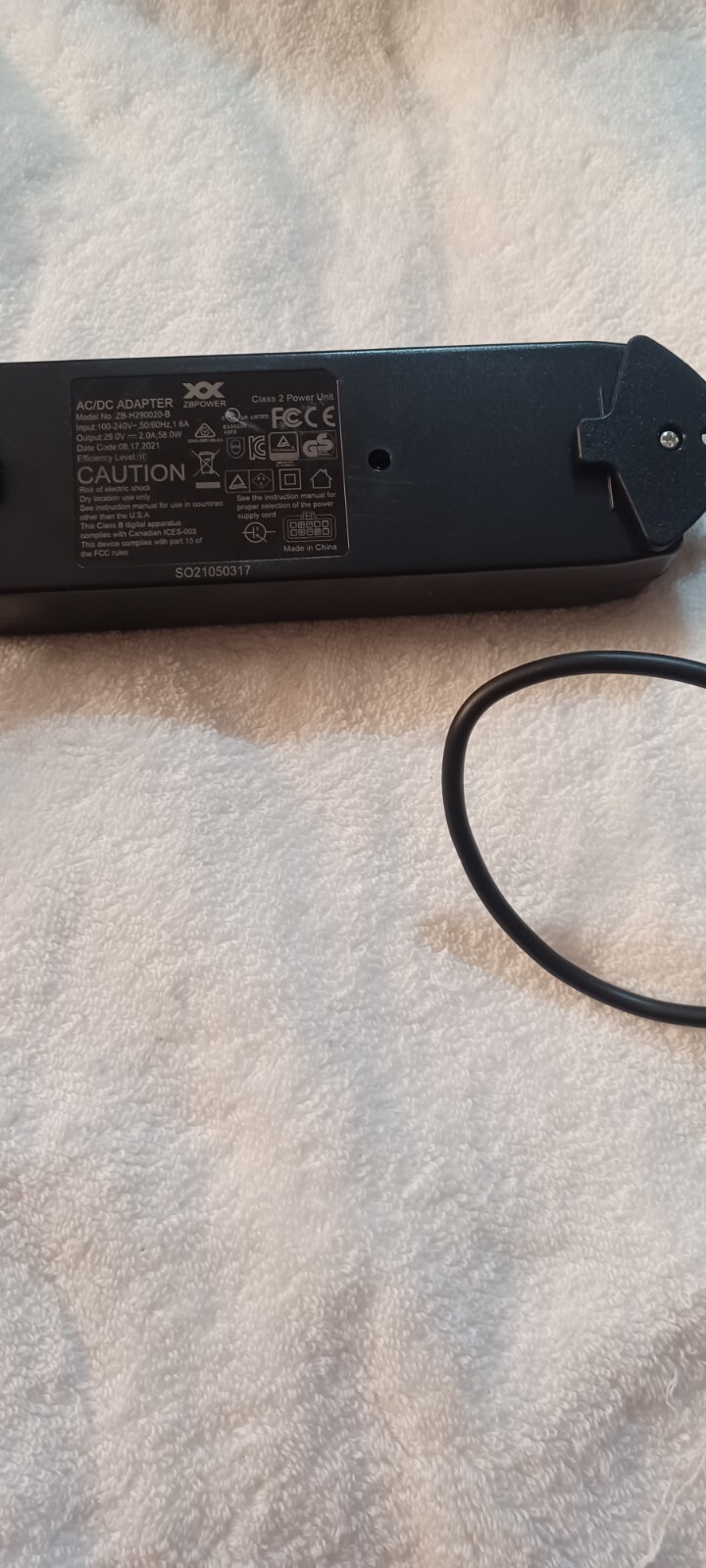 AC/DC Adapter Class 2 Power Unit MODEL NO: ZB-H290020-B