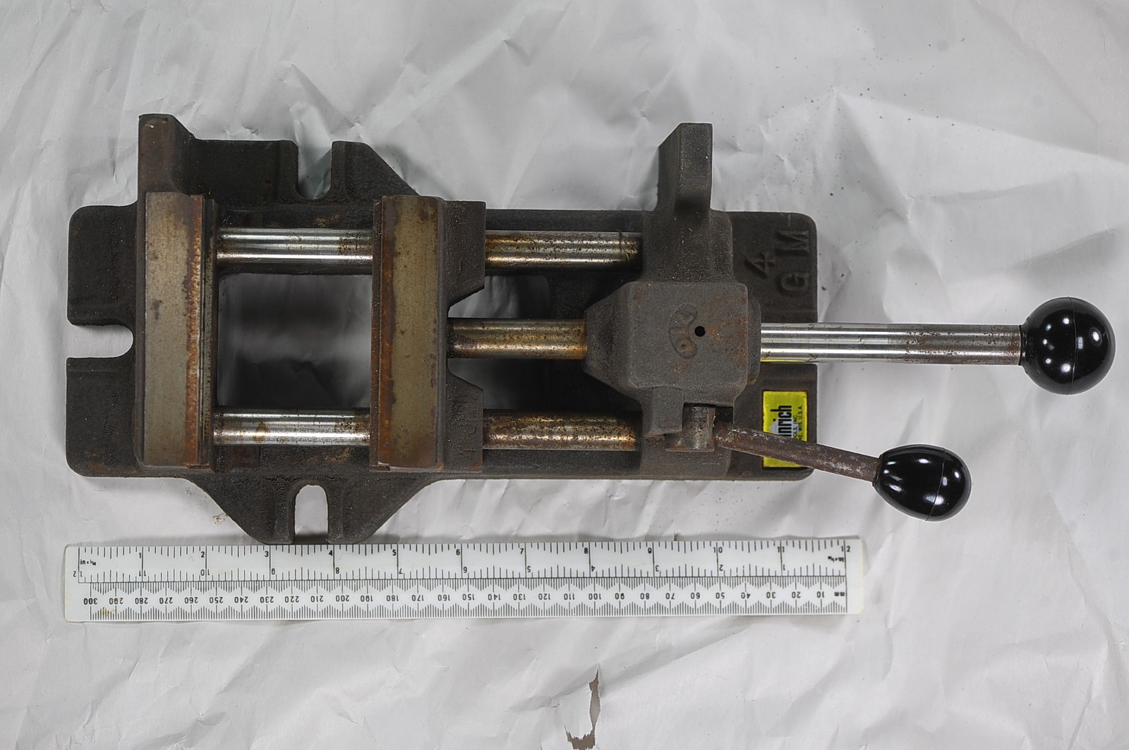 Heinrich No 4 GM Precision Toolmaker Grinding Vise 4" Jaw Racine Bakelite WI USA