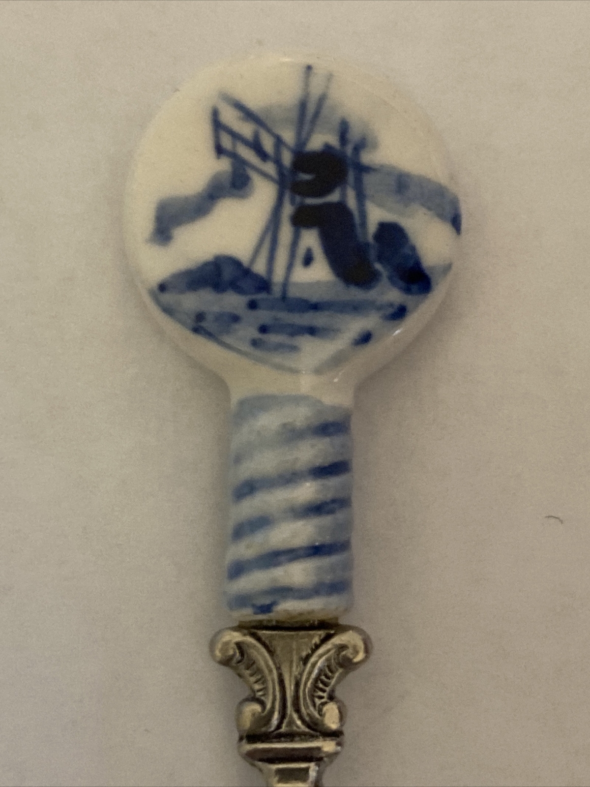 Vintage Souvenir Spoon Collectible. Holland Windmill
