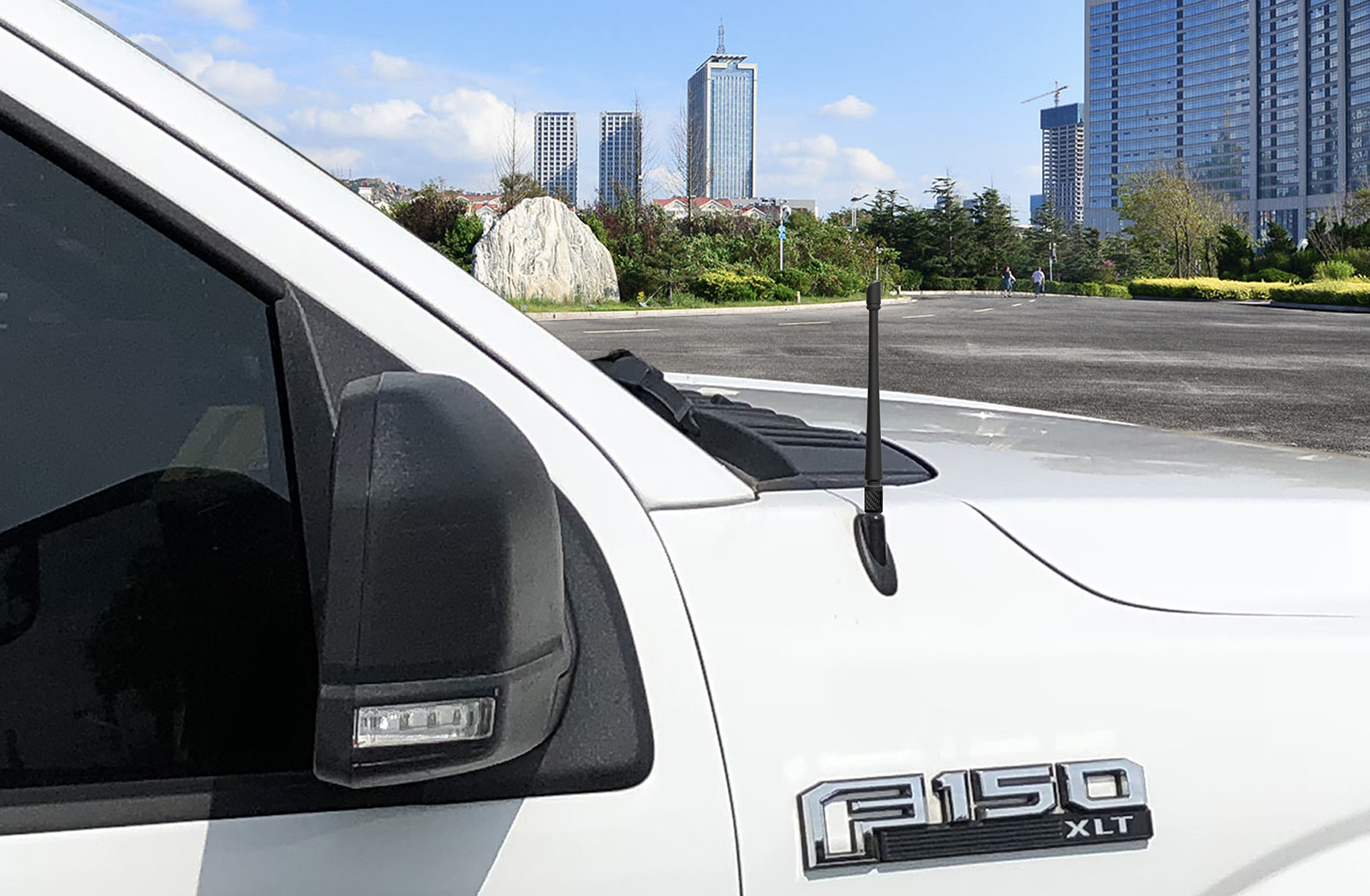 Rydonair 7" Short Antenna Replacement with Ford F150 Raptor 2009-2024