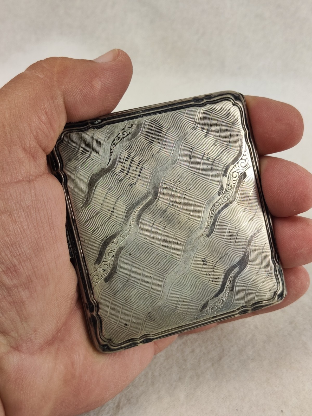 A Swedish silver cigarette case of 830 fineness, Scandinavia,1933. Rare!