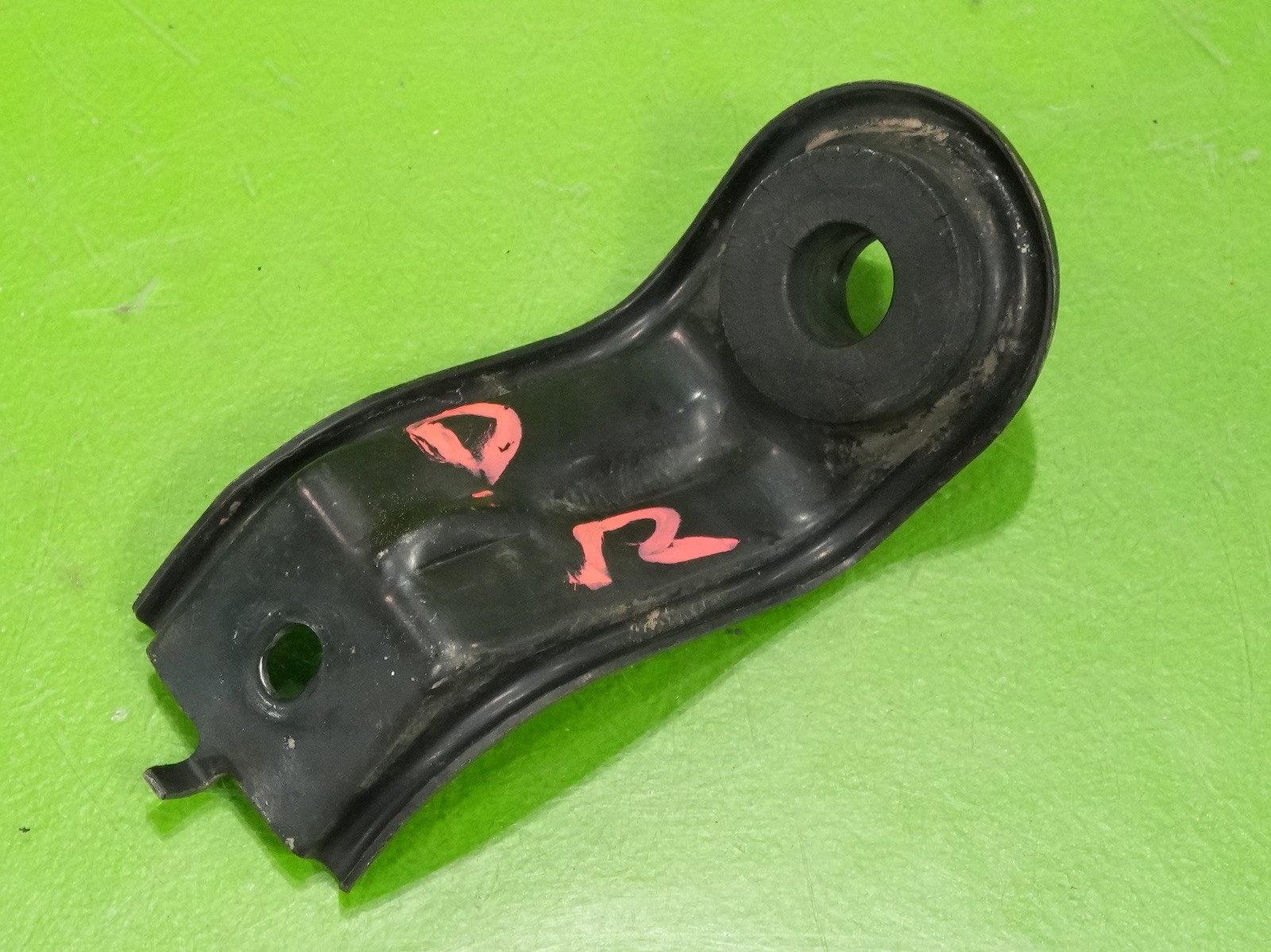 92-95 Civic OEM radiator upper top mount bracket tab support