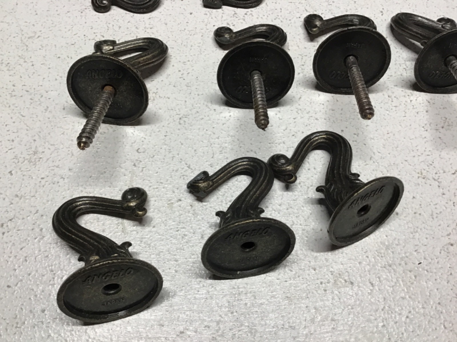 Vtg Ornate Brass Ceiling Screw in Hooks Swag Gold Tone Made in Japan Set of 10