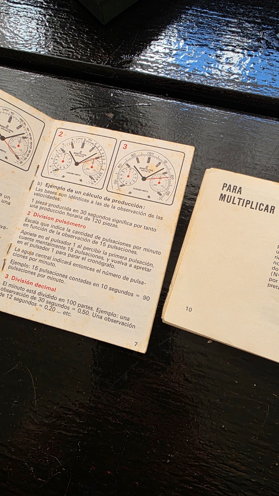 2 Breitling booklets Navitimer AOPA