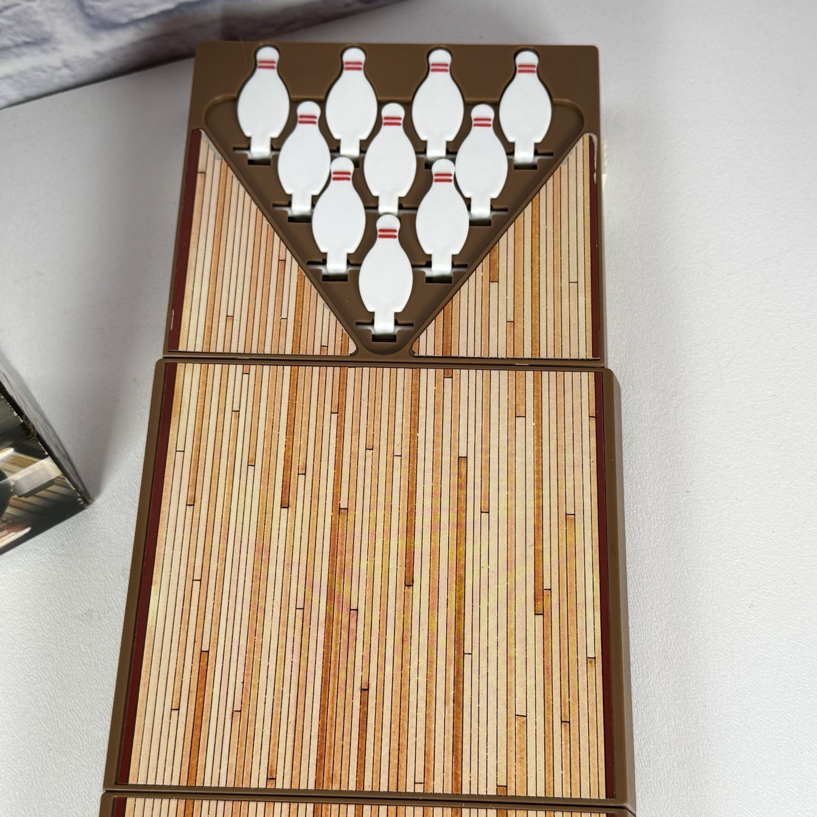 Vintage 1980 Tomy Strolling Bowling Wind Up Ball Portable Table Game Travel Box