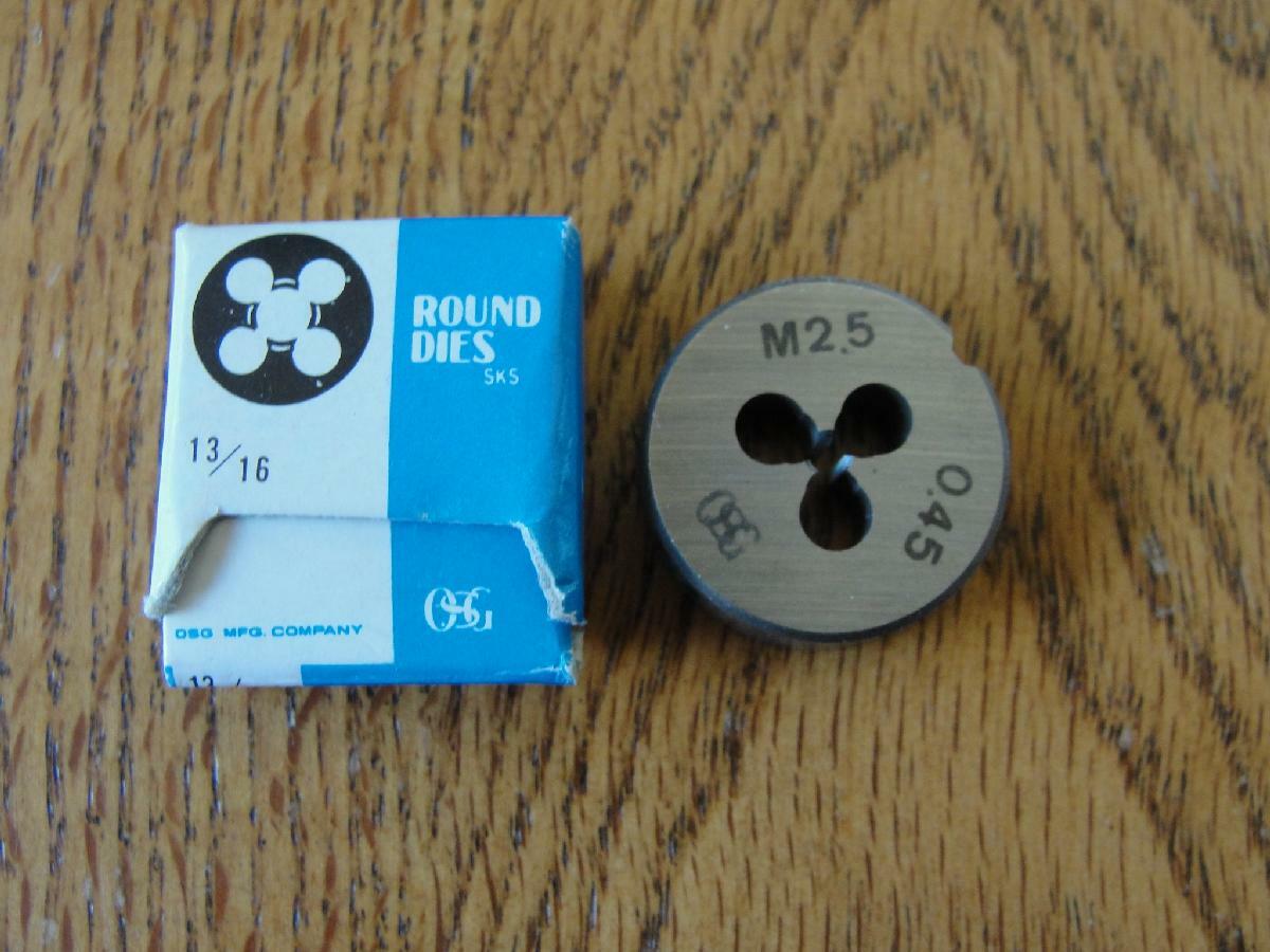 OSG M2.5 x 0.45 13/16" Round Die High Speed Steel Made In Japan