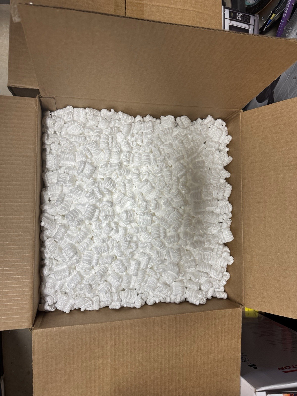 Packing Peanuts White 3.5 cuft