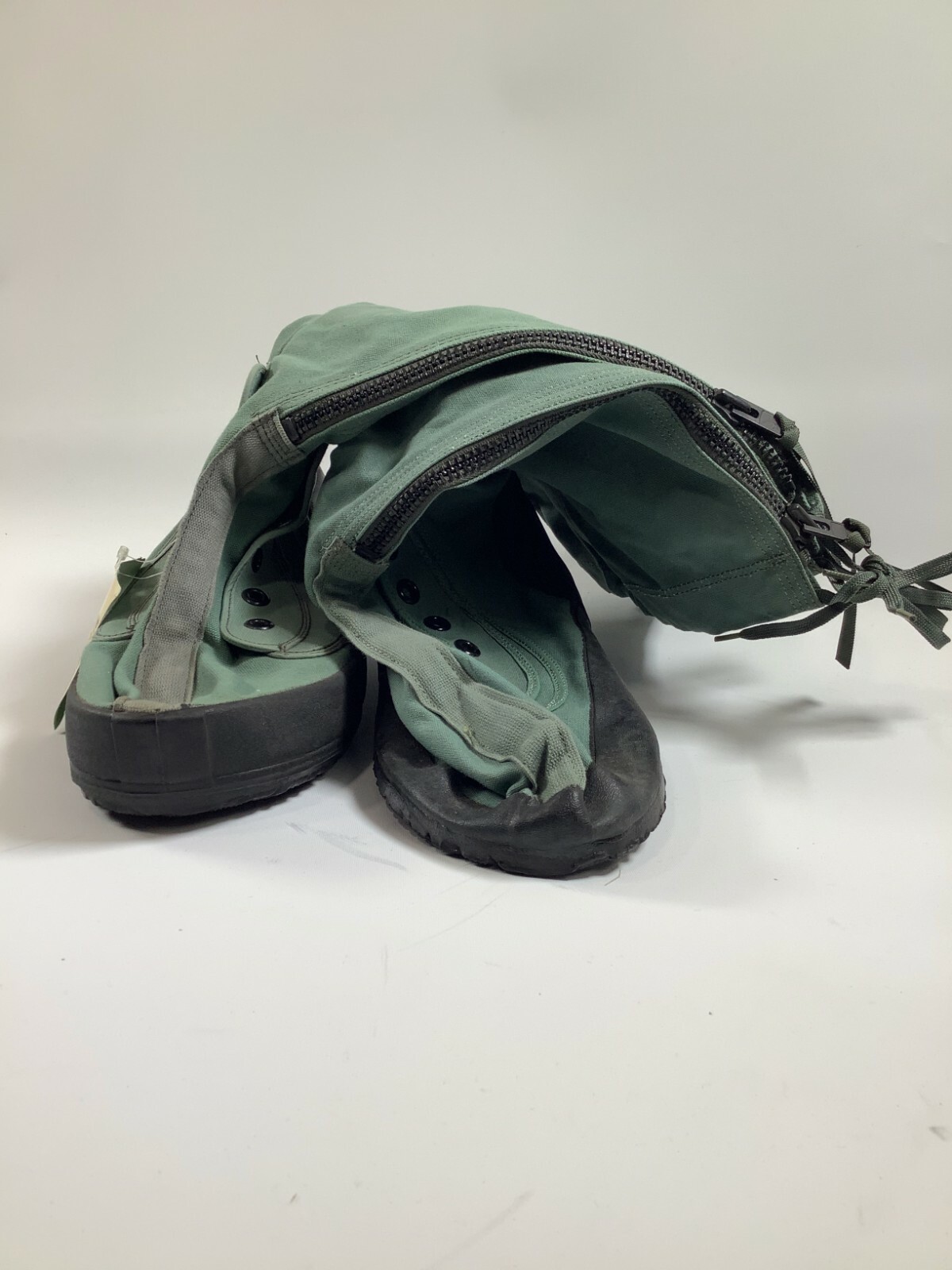 Military Green Extreme Cold Weather N-1B Combat Boots Medium GUC